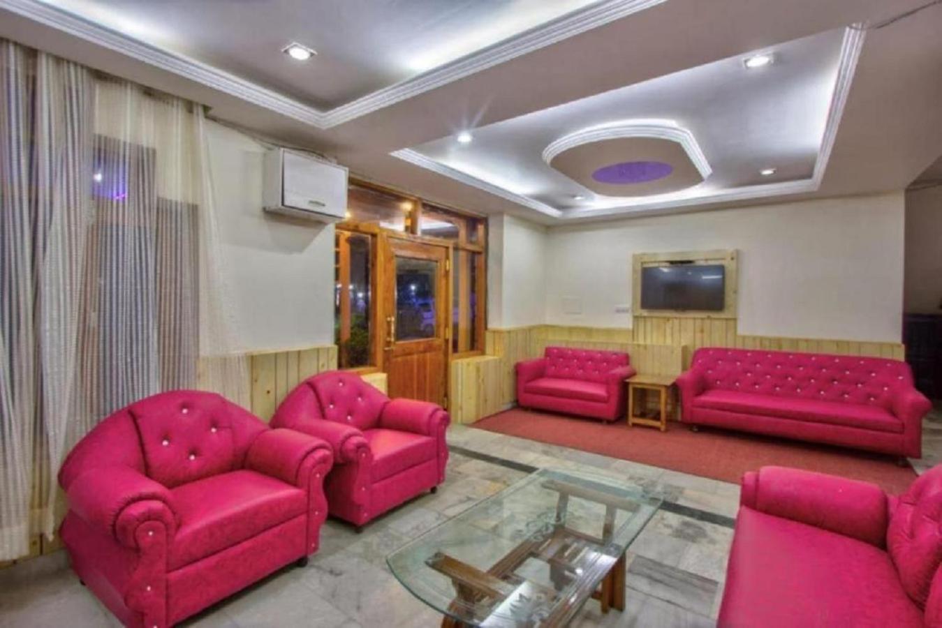 White Mountain Hotel Manali  Ngoại thất bức ảnh