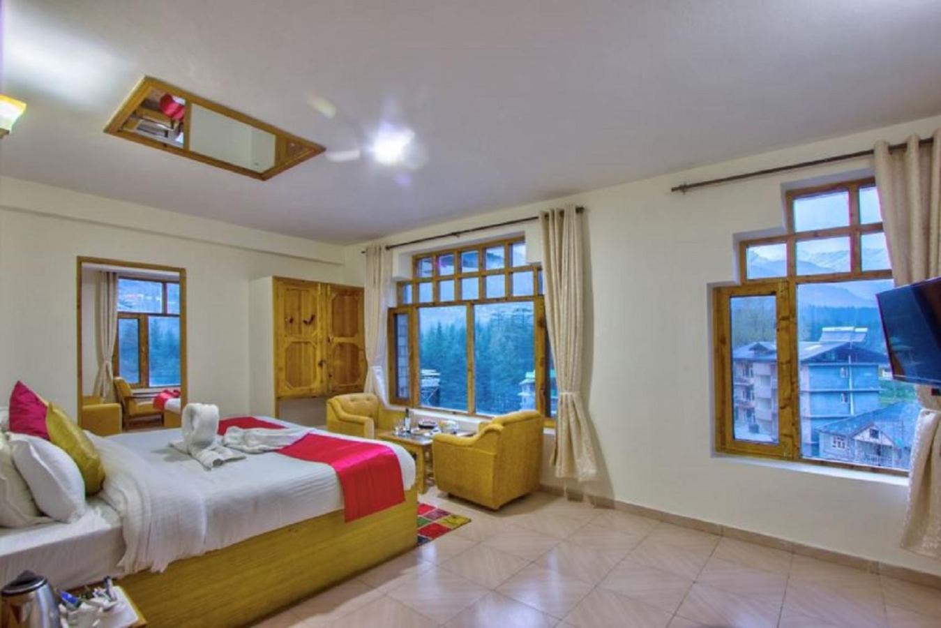 White Mountain Hotel Manali  Ngoại thất bức ảnh