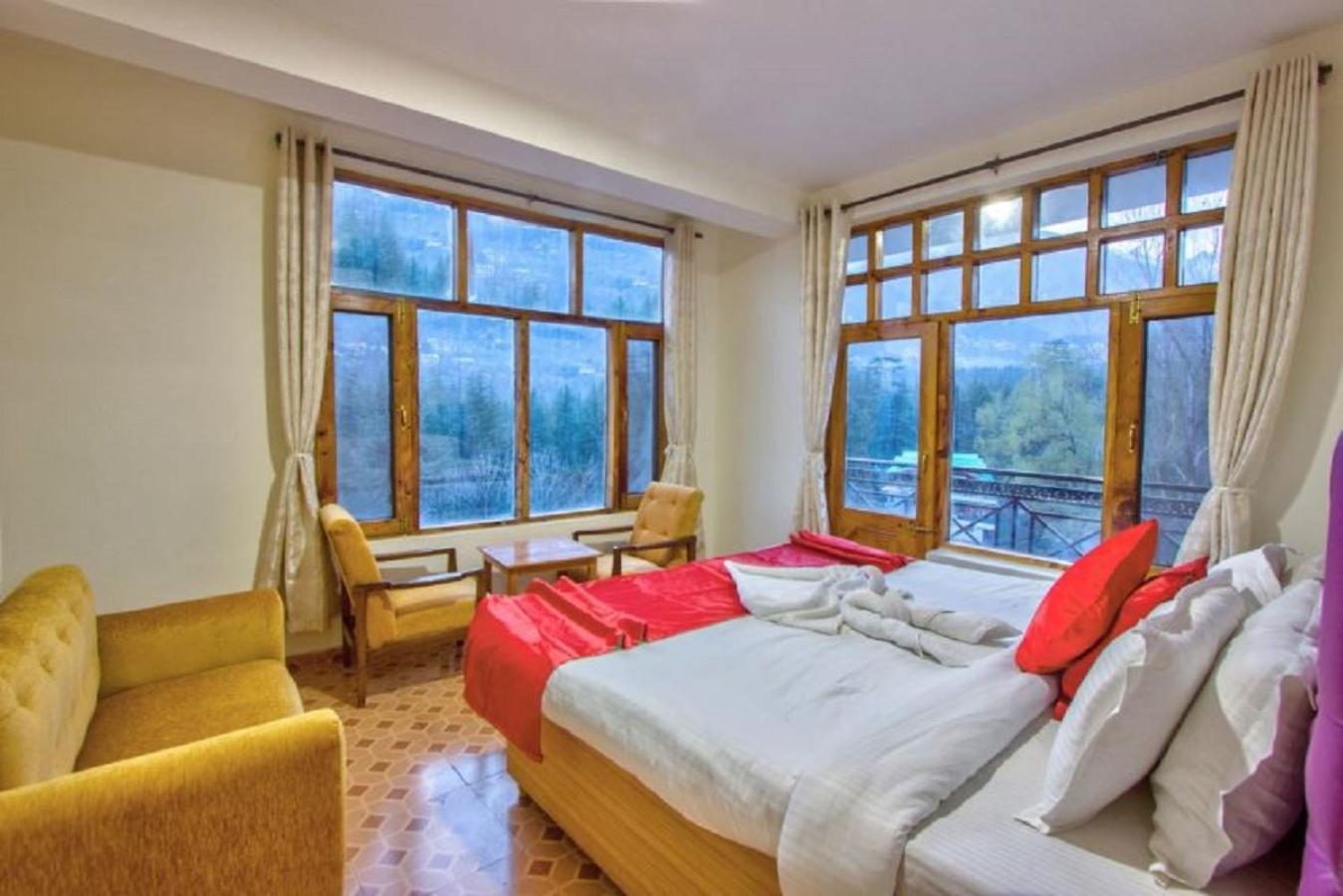 White Mountain Hotel Manali  Ngoại thất bức ảnh