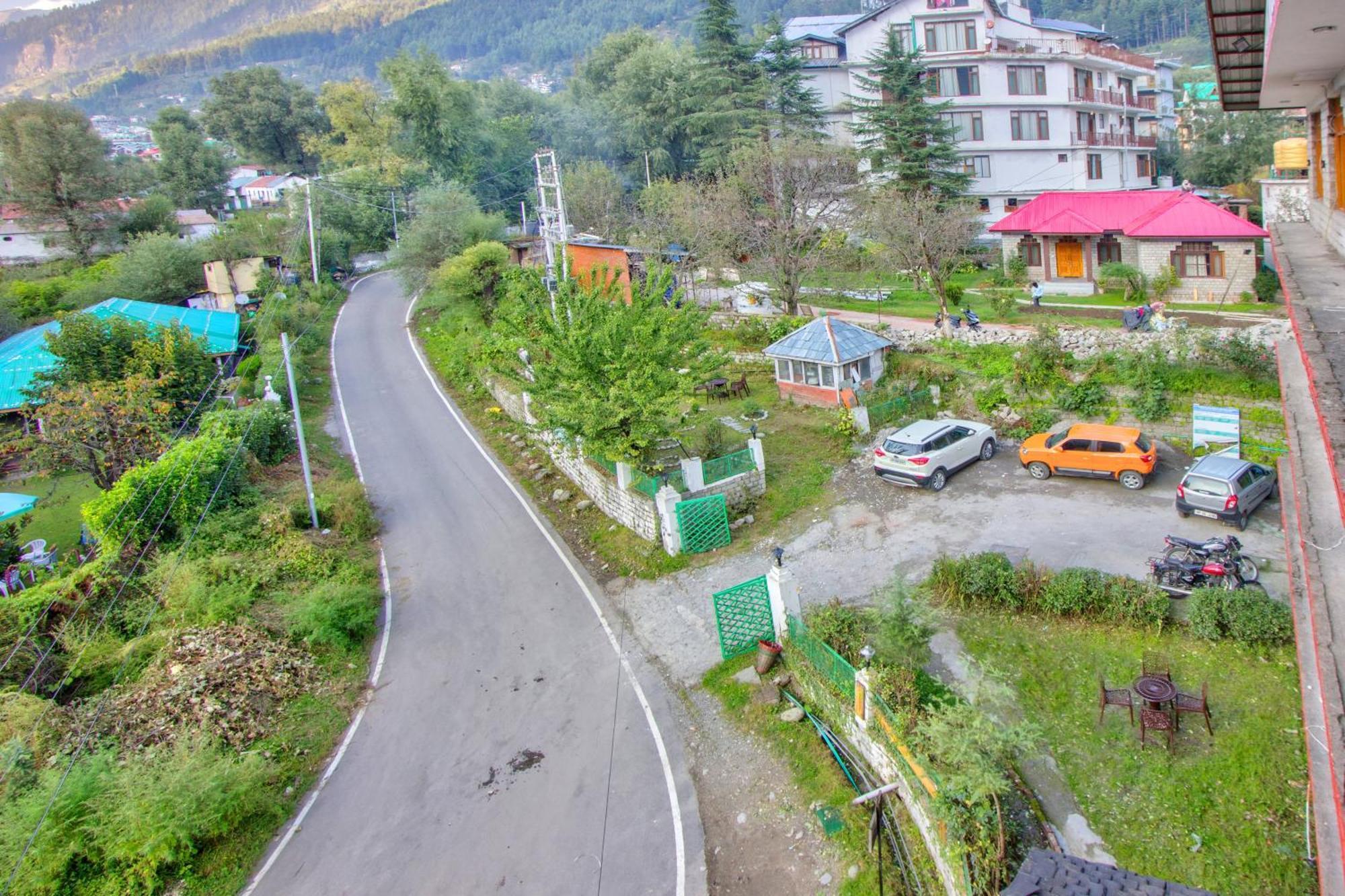 White Mountain Hotel Manali  Ngoại thất bức ảnh