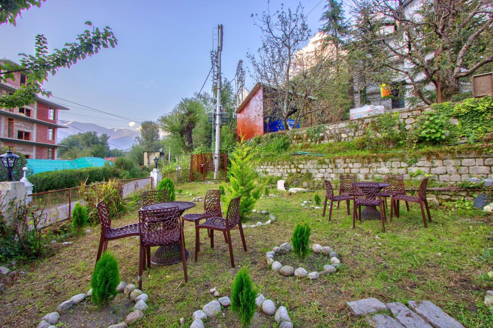 White Mountain Hotel Manali  Ngoại thất bức ảnh