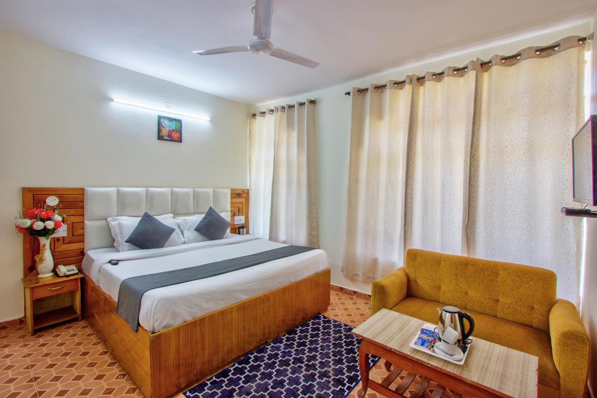 White Mountain Hotel Manali  Ngoại thất bức ảnh