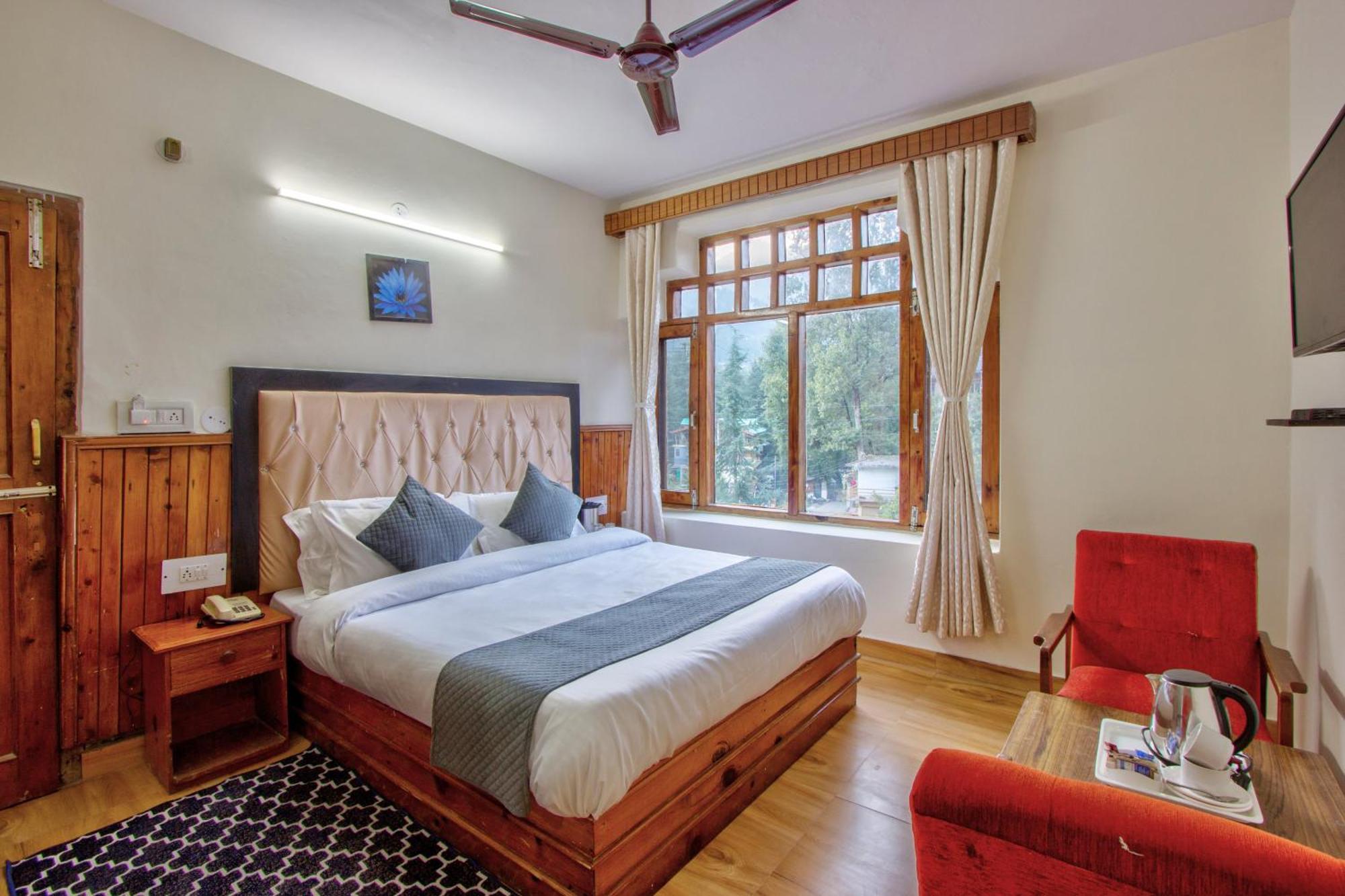White Mountain Hotel Manali  Ngoại thất bức ảnh