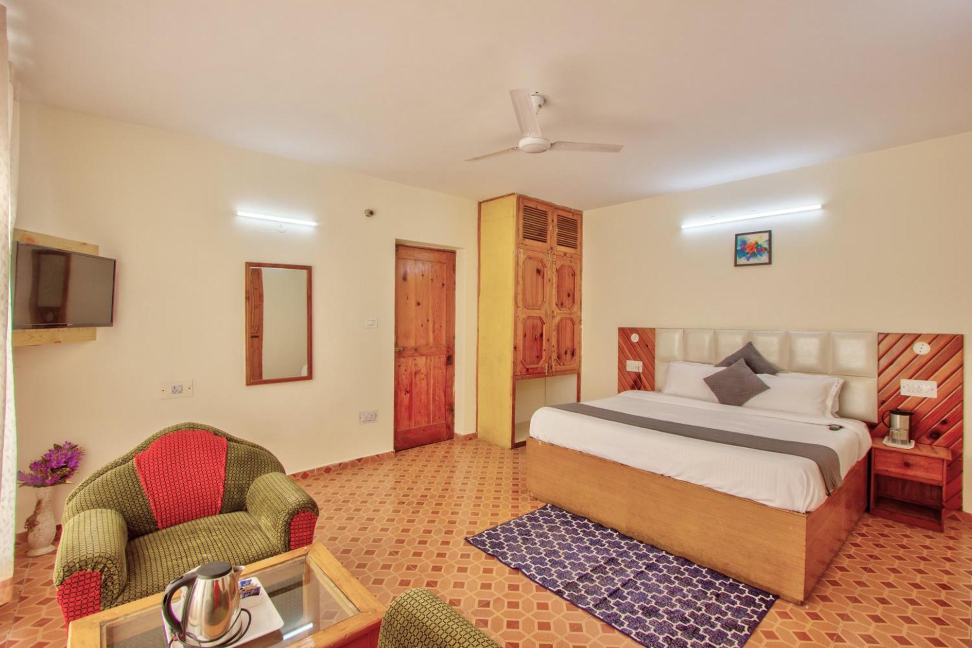 White Mountain Hotel Manali  Ngoại thất bức ảnh