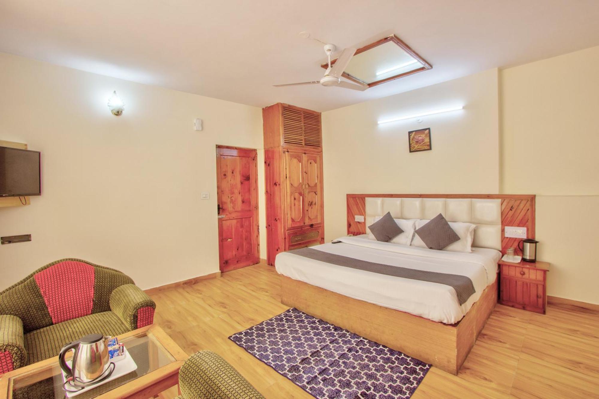 White Mountain Hotel Manali  Ngoại thất bức ảnh